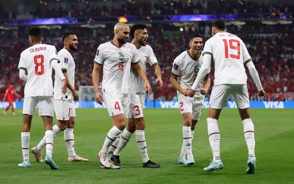 المغرب تتأهل للمرة الثانية وتتصدر مجموعتها إلى ثمن نهائي كأس العالم